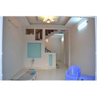 NHÀ BÁN GẦN NGÃ TƯ 550