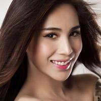 Thủy Tiên đã sinh con gái đầu lòng
