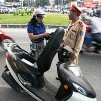 Lùi thời hạn phạt xe không chính chủ