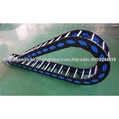 XÍCH DẪN CÁP NHỰA