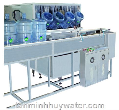 Máy đóng chai tự động 1