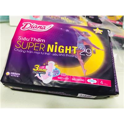 MỘT GÓI 4 Miếng Băng Vệ Sinh Diana Super Night 29cm Cánh Ban Đêm