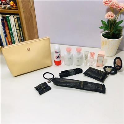 KEM SAN HÔ: Bộ Dụng Cụ Du Lịch Cá Nhân Cao Cấp Emirates Women's Amenity Kit  KEM SAN HO: Bo Dung Cu Du Lich Ca Nhan Cao Cap Emirates Women's Amenity Kit