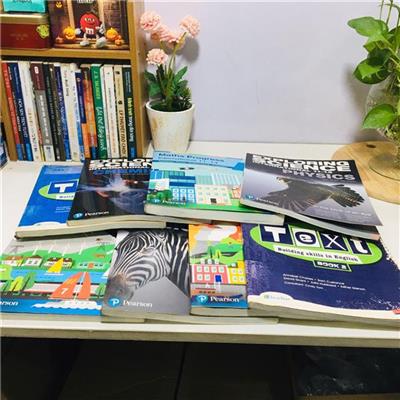 MỘT QUYỂN SÁCH TIẾNG ANH TÍCH HỢP CẤP 2 - TẶNG KÈM ĐƠN HÀNG >= 100K