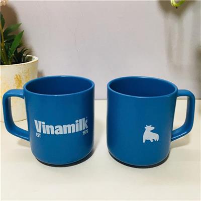 Ly Sứ Có Quai Vinamilk Dong Hwa 410ml - XANH DƯƠNG  Ly Su Co Quai Vinamilk Dong Hwa 410ml - XANH DUONG