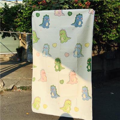 Chiếu Điều Hoà Pedisure Hoạt Hình Đáng Yêu - Kích Thước: (1,2 x 2) m