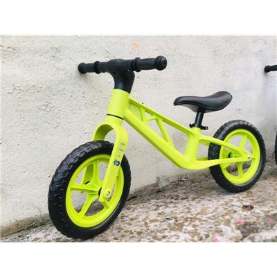 Đồ Chơi Xe Cân Bằng Cho Bé >= 2 Tuổi - XANH LÁ