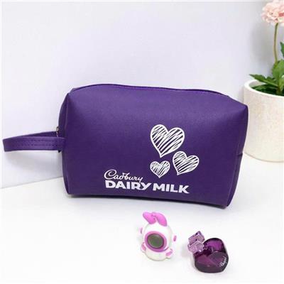 Bóp Đựng Mĩ phẩm/ Đồ Cá Nhân Có Dây Xách DAIRY MILK - MÀU TÍM  Bop Dung Mi pham/ Do Ca Nhan Co Day Xach DAIRY MILK - MAU TIM