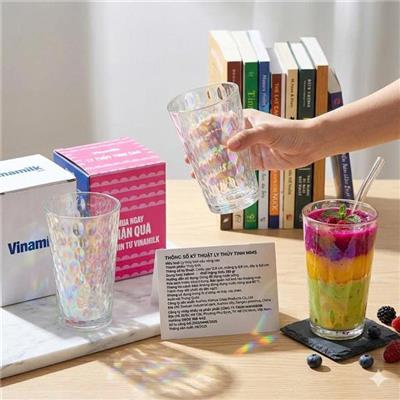 Ly THỦY TINH CẦU VỒNG Thân Cao 440ml - VINAMILK