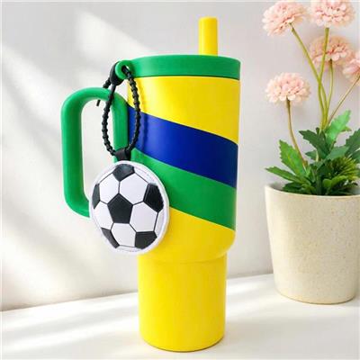 Ly Giữ Nhiệt WORLD CUP 720ml Có Quai Cầm (DƯƠNG-LÁ-VÀNG)  Ly Giu Nhiet WORLD CUP 720ml Co Quai Cam (DUONG-LA-VANG)